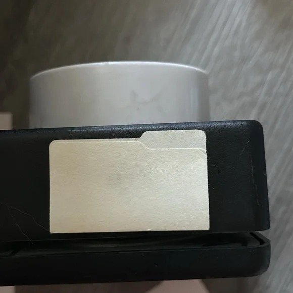 File folder scrapbooking punch - Picture 2 of 2